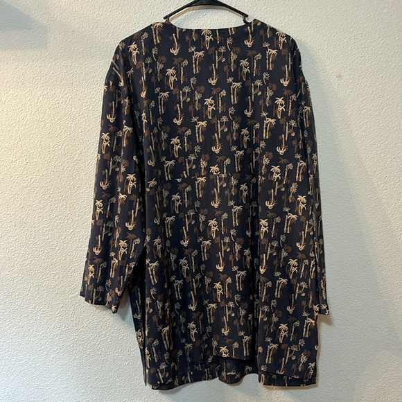 Clio II silk button down short sleeve size 2X - Picture 4 of 4